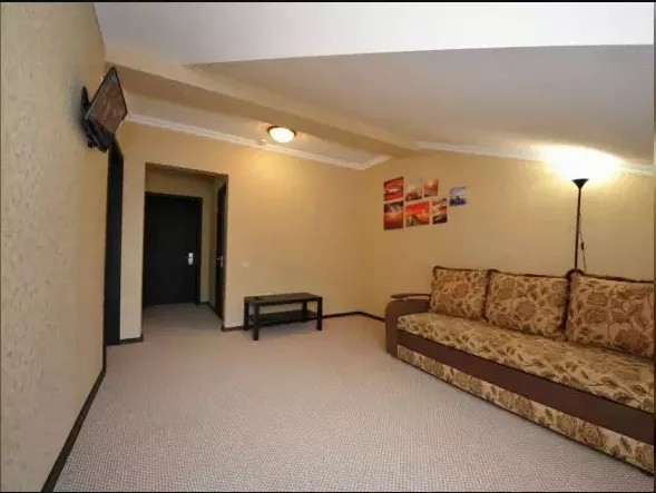 «Люкс» 2-комнатный. Отель «Смайл». Эльбрус - гостиницы