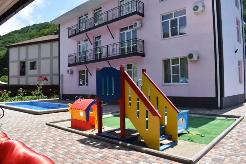 . Гостевой дом "Нур". Ольгинка