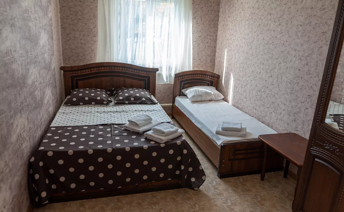 Номер-эконом. Гостевой дом На Связной 8. Лоо Номер-эконом. Гостевой дом На Связной 8. Лоо