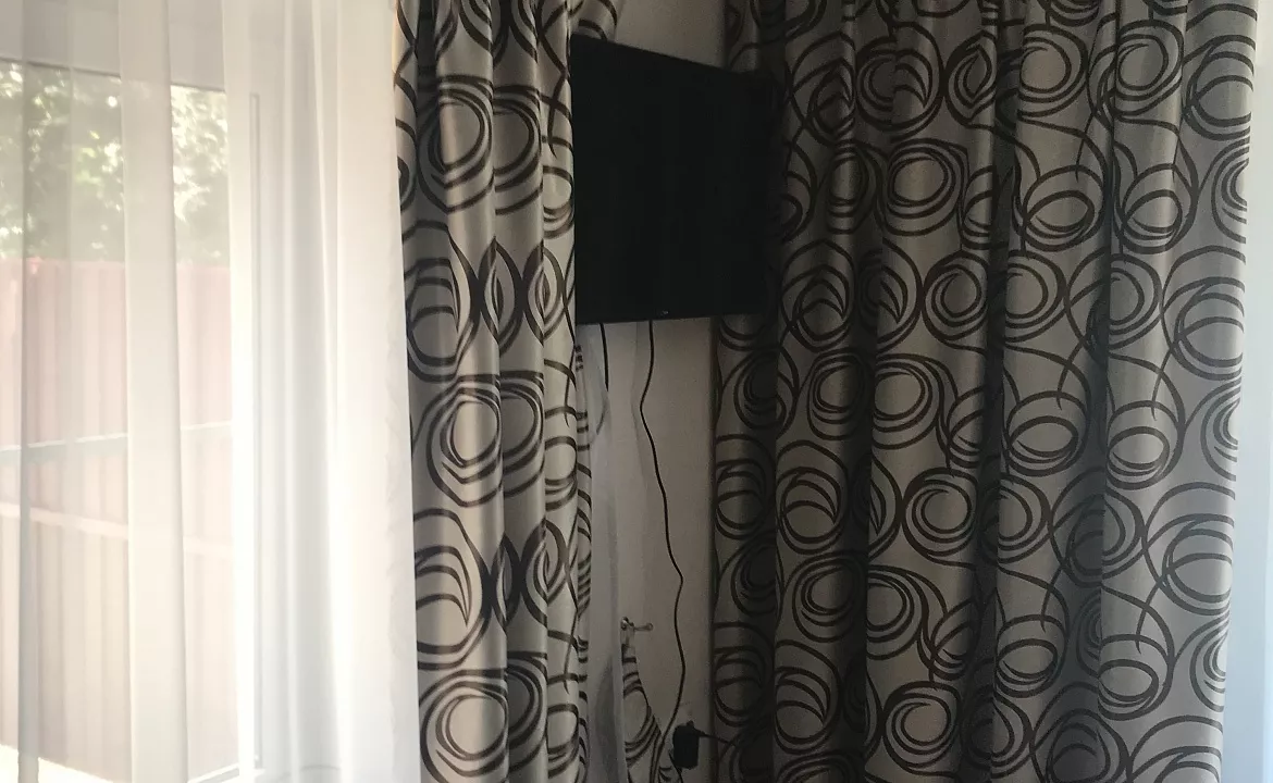 Дом до 5 человек . Дом на Таманской. Ейск