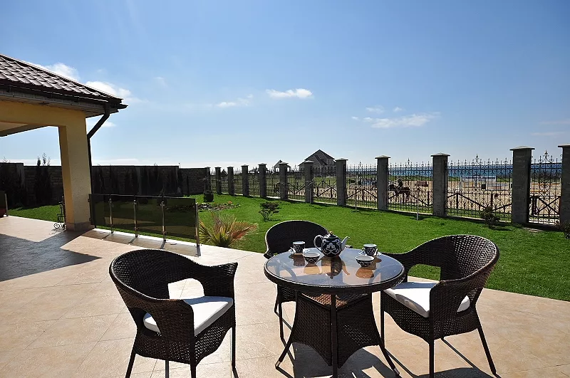 . Усадьба "Savostin horse beach club". Окунёвка