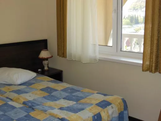 Комфорт с отдельным балконом. Гостиница Лучистая. Рыбачье