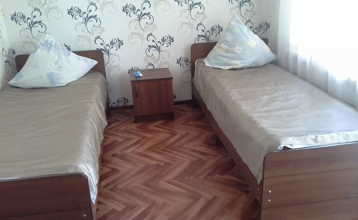 3 х местный эконом. Гостевой дом Ассоль. Гагра