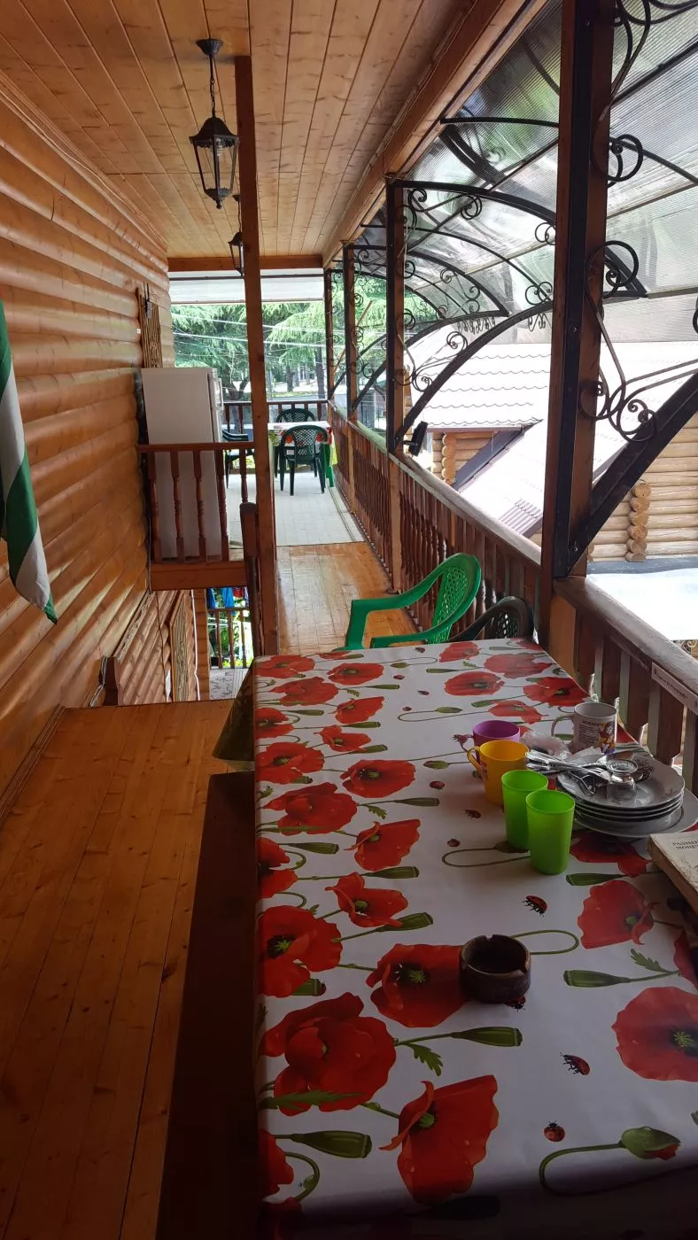 . Гостевой дом У Ирины. Пицунда