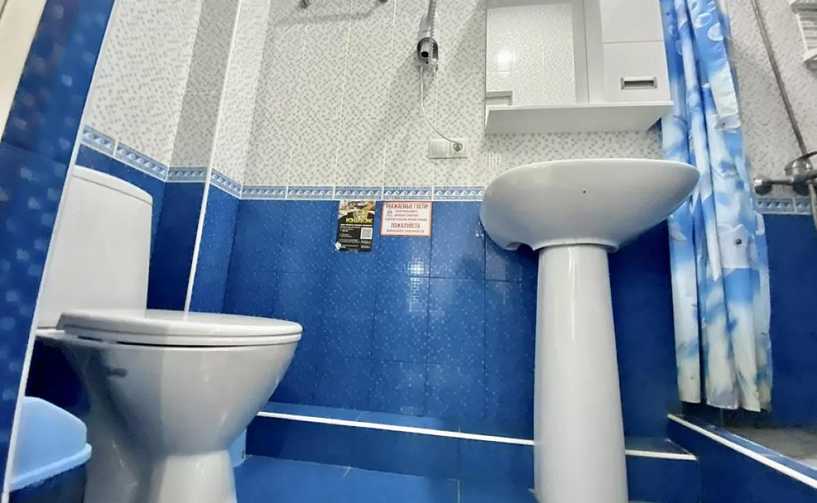 Трёхместные номера комфорт. "Брио" частный сектор. Геленджик Трёхместные номера комфорт. "Брио" частный сектор. Геленджик