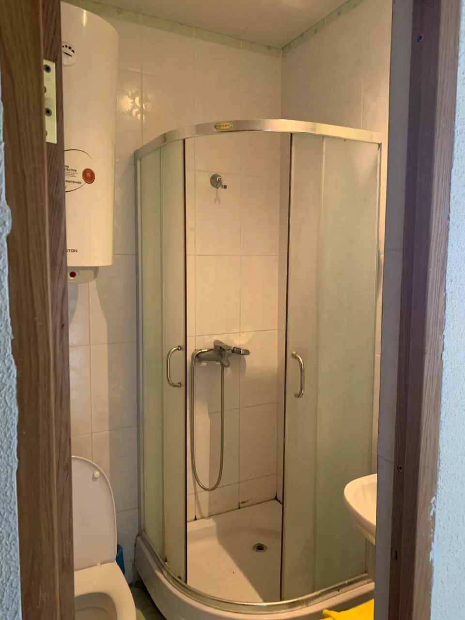 . Квартира в многоквартирном доме Квартира 2-хкомнатная. Квартиры в Пицунде . Квартира в многоквартирном доме Квартира 2-хкомнатная. Квартиры в Пицунде