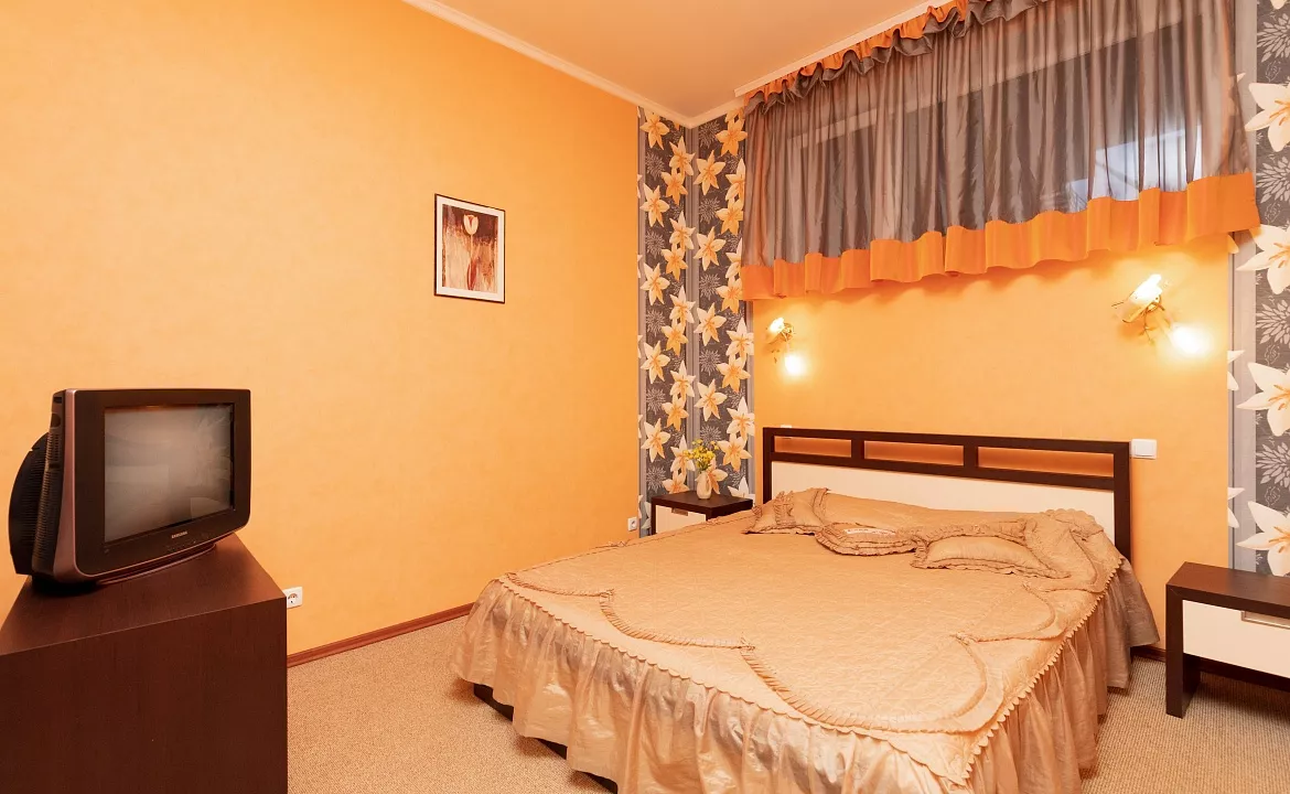 Семейный трехкомнатный (вид на море). Эллинги "KATRIN". Орджоникидзе