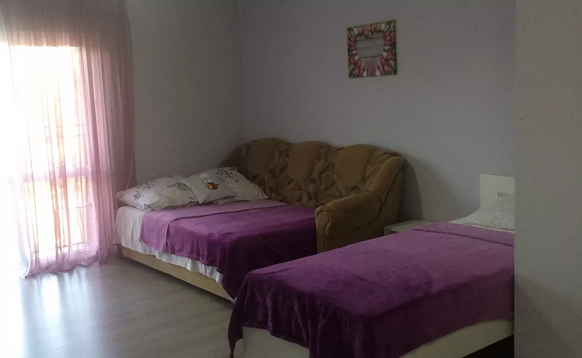 Четырёхместный номер. Гостевой дом «Пчела». Ейск