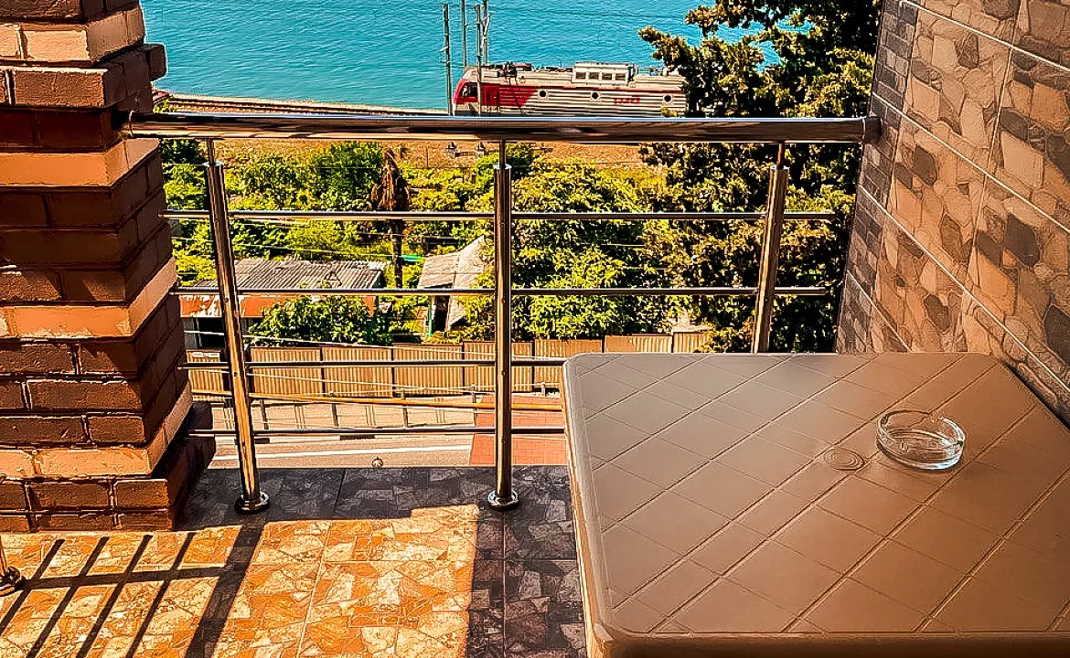 Семейный номер. Гостевой дом «Волна». Лазаревское Семейный номер. Гостевой дом «Волна». Лазаревское