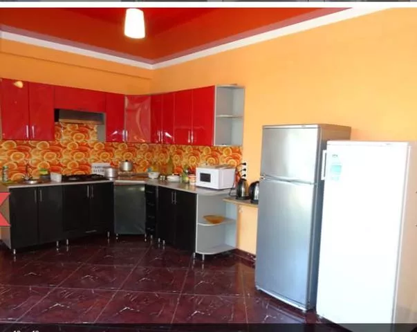 . «Роберт и Оксана». Пицунда