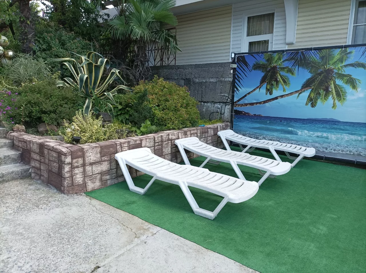 . Частный сектор Элина. Лоо