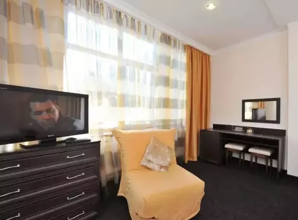 «Студия» 2-местный (VIP 8-этаж). Гостиница «Домбай». Домбай-гостиницы