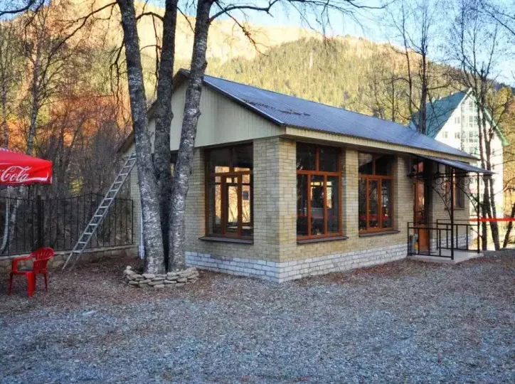 . Отель «Меридиан». Домбай-гостиницы