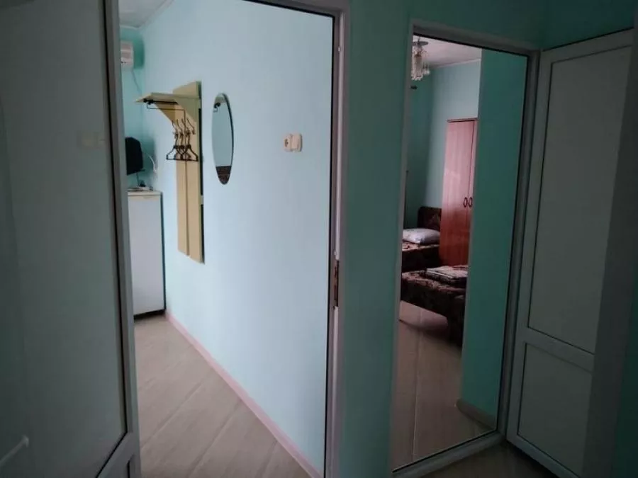 . Этаж под-ключ Владимирская 32/1 . Анапа