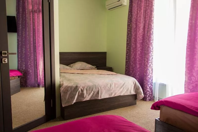 . Гостевой дом Gold House. Туапсе