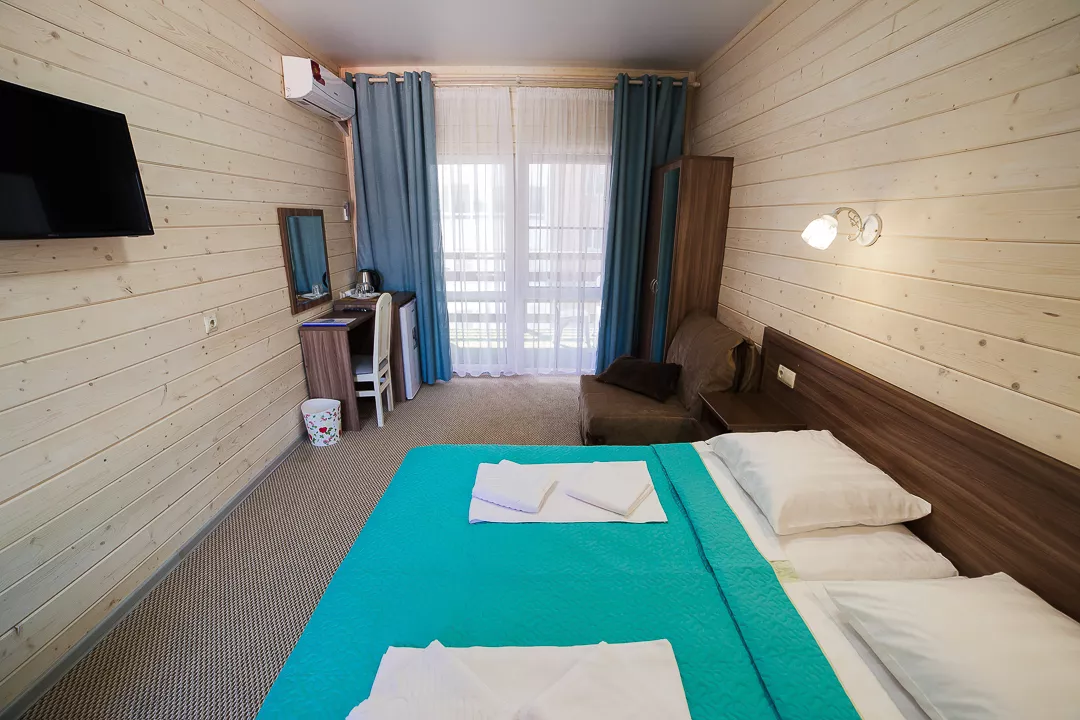 2-х местный номер. База отдыха "Чайка". Витязево 2-х местный номер. База отдыха "Чайка". Витязево
