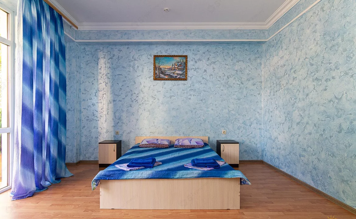 Семейный номер. Гостиница "Жемчужина Ямала". Лоо