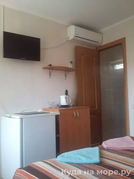 2-местный номер улучшенный (с доп. местом). Гостевой дом "Бумеранг". Ольгинка