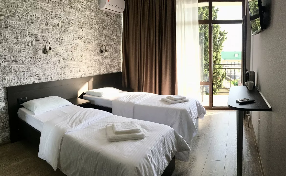 2 местный номер с балконом с видом на море. Гостевой дом София - Лазаревское. Лазаревское