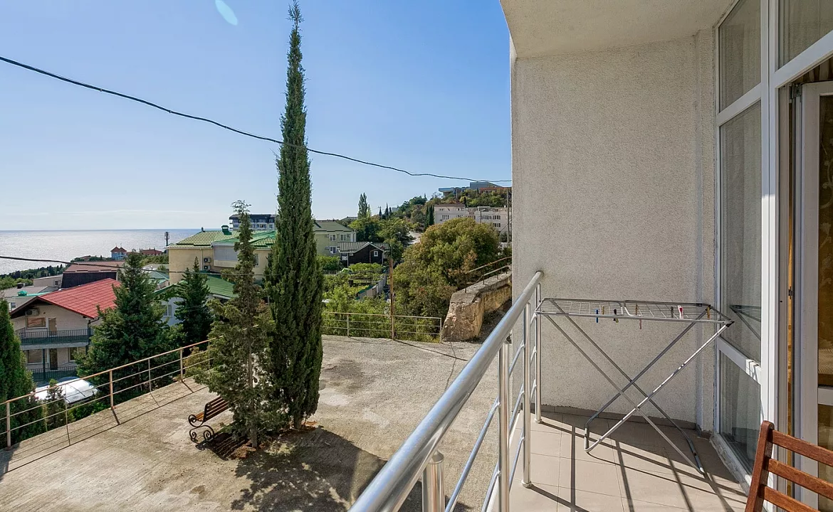 Квартира-студио №4. Квартира в многоквартирном доме Видовые апартаменты в Мисхоре. Кореиз Квартира-студио №4. Квартира в многоквартирном доме Видовые апартаменты в Мисхоре. Кореиз