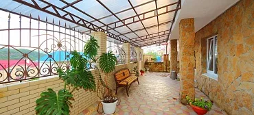 Гостевой дом "Лев" 