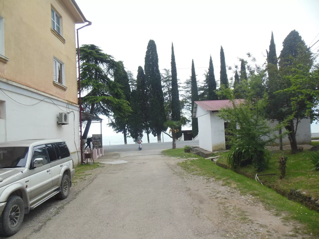 . Квартира в многоквартирном доме 1к квартира "Лора" в Новом Афоне 1 линия. Новый Афон