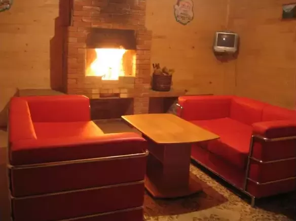 Гостевой домик на 8 человек. Отель «Звездный». Домбай-гостиницы