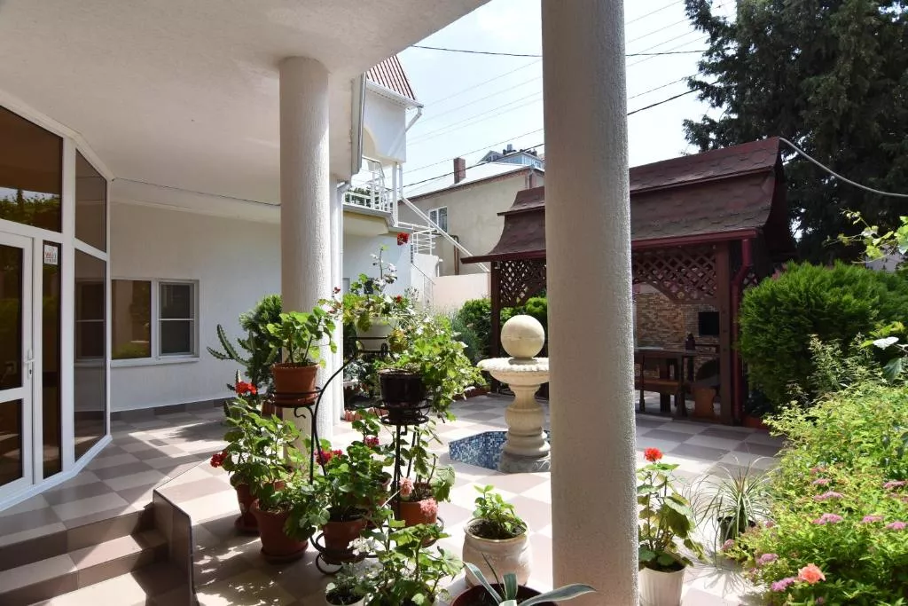 . Гостевой дом Эврика. Геленджик