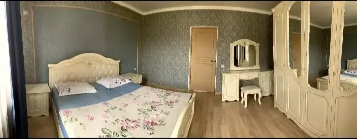 . Двухэтажный дом Сухум. Сухум