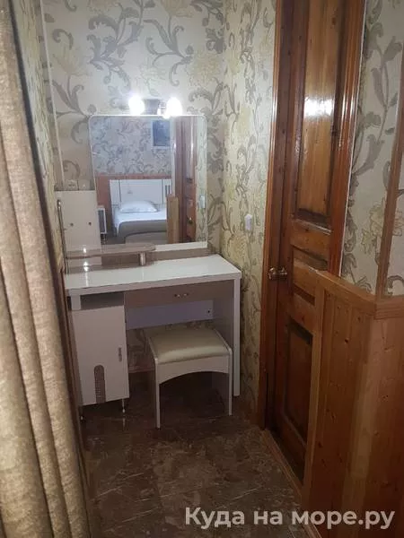 Двухкомнатный номер. Гостевой дом "Уютный дворик". Гагра