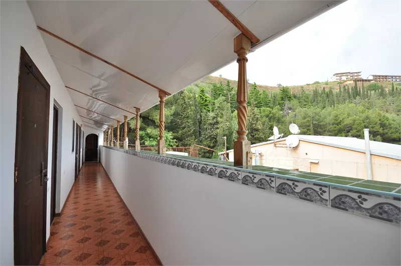 1-комнатный мансардный. Мини-отель "Домик со слоном". Рыбачье 1-комнатный мансардный. Мини-отель "Домик со слоном". Рыбачье