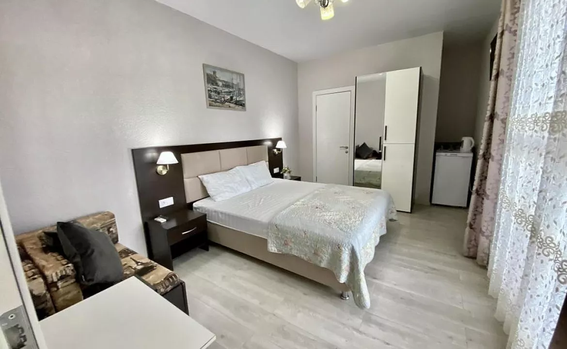 Трёхместные номера комфорт. "Брио" частный сектор. Геленджик Трёхместные номера комфорт. "Брио" частный сектор. Геленджик