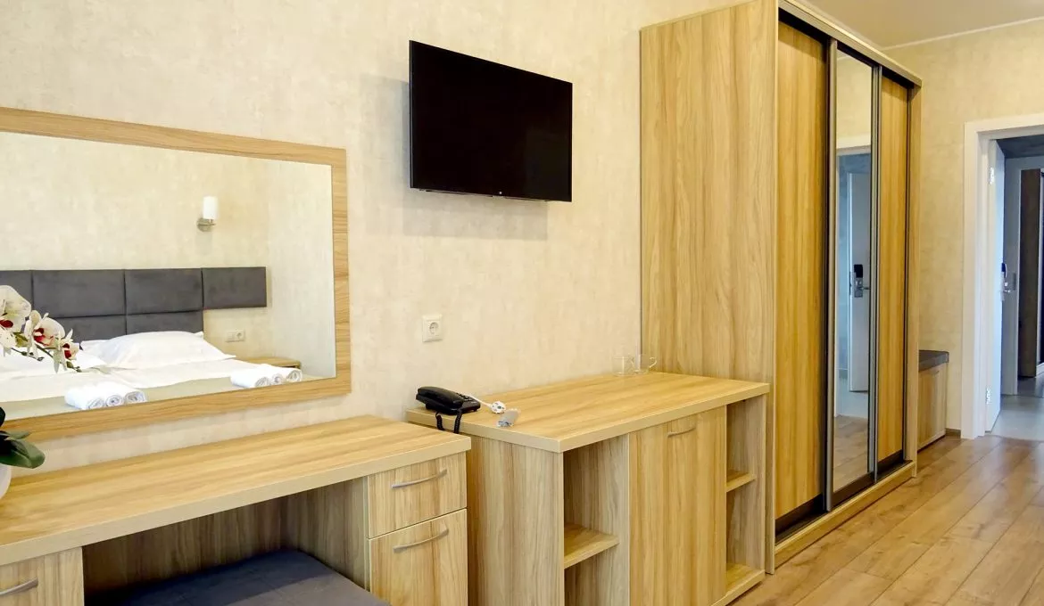 Улучшенный стандарт с балконом. Гостевой дом «Отрада». Кабардинка