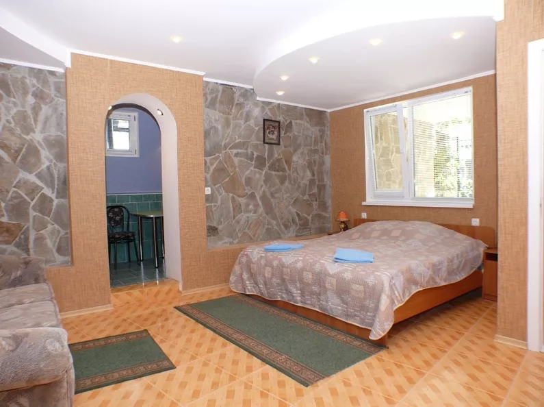 №1, 2-Х МЕСТНАЯ КОМНАТА С КУХНЕЙ. Гостевой дом "Гурзуфские зори". Гурзуф