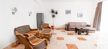 Отель "Юрзуф"