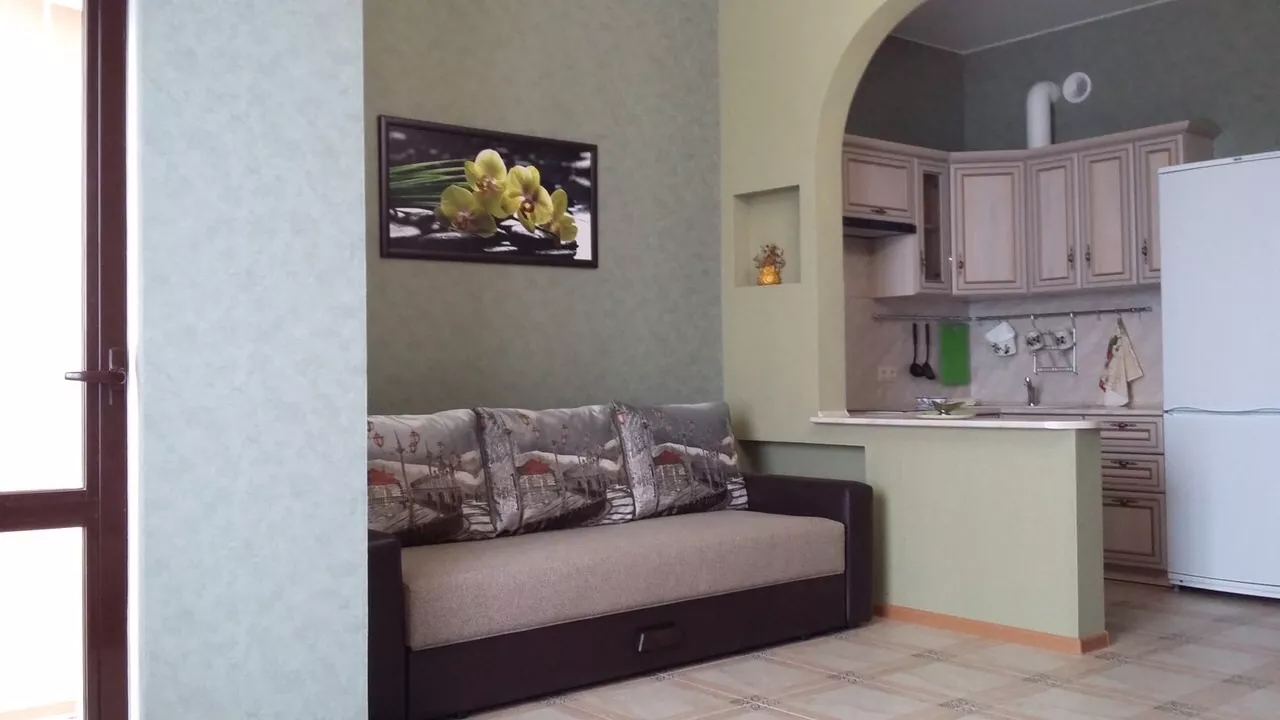 . Квартира в многоквартирном доме Студия Шевченко 65. Анапа