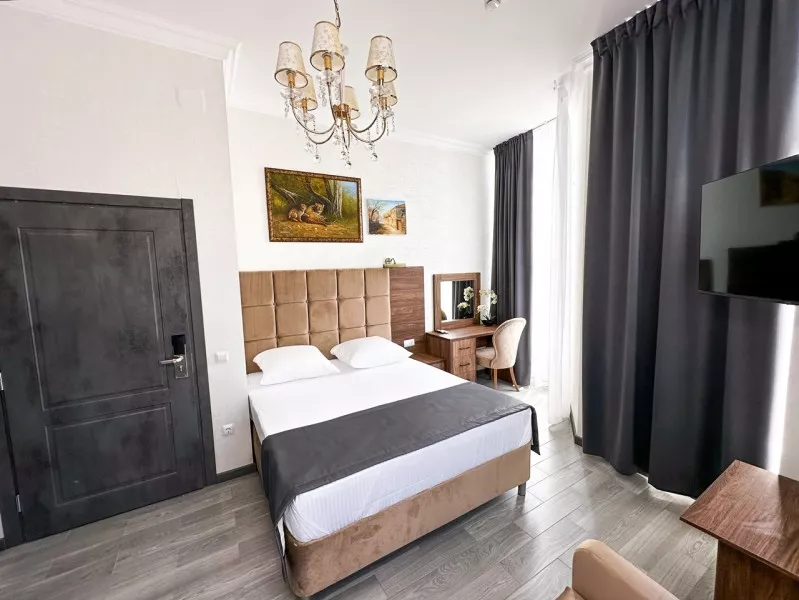 Трехместный номер. Отель Офелия. Адлер