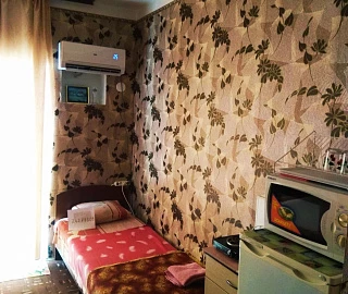 Апартаменты. Апарты с балконом рядом с морем. 