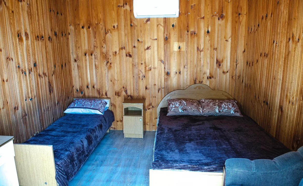 Эконом трёхместный. Гостевой дом «Каравелла». Лермонтово Эконом трёхместный. Гостевой дом «Каравелла». Лермонтово