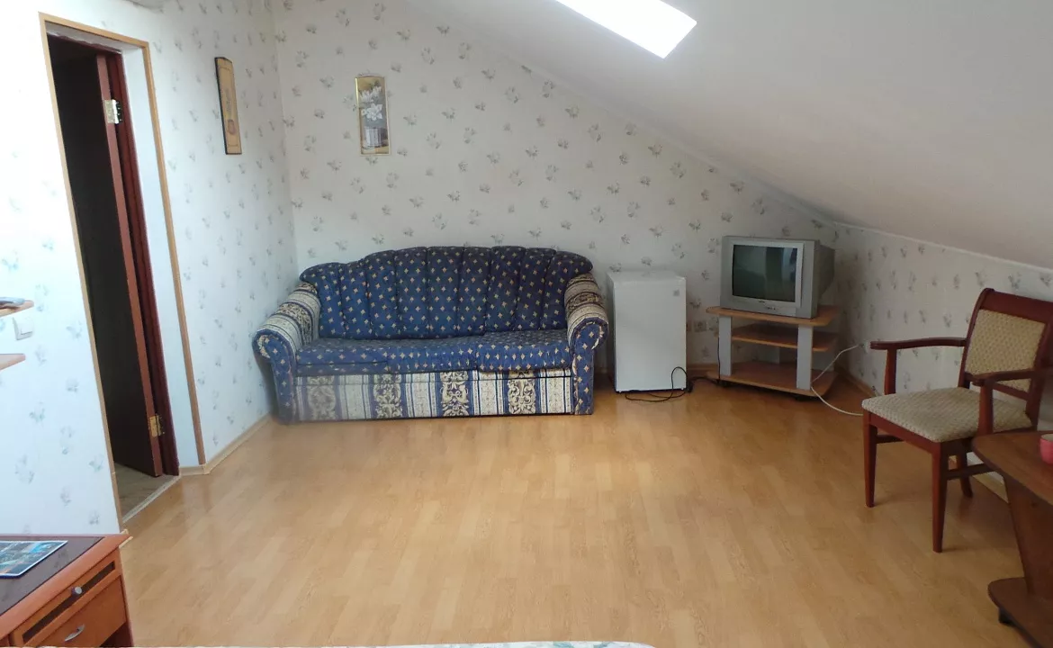 2-местный мансард 3 этаж. Отель «Гавань». Ейск