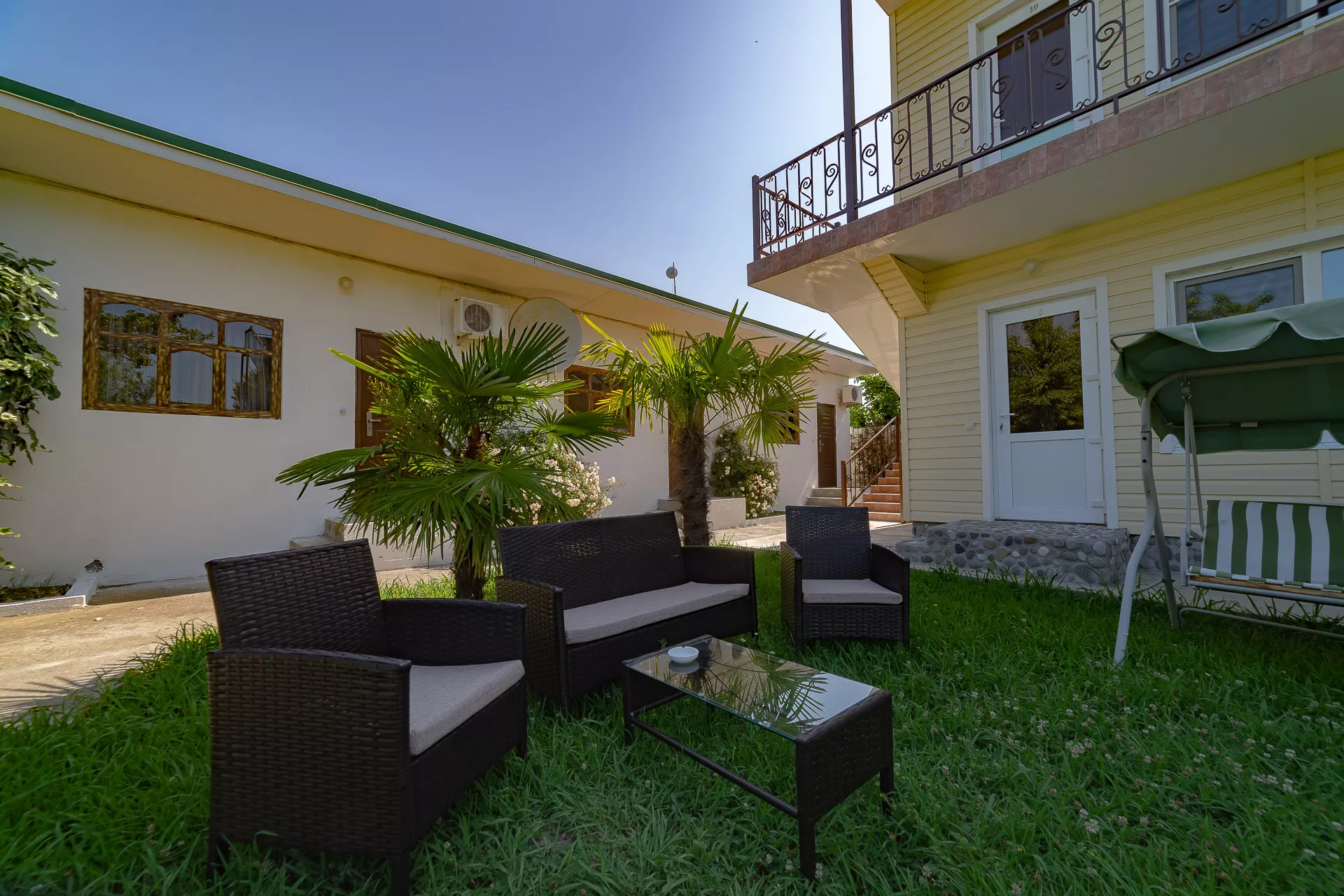 . Гостевой дом Family Holiday. Цандрипш