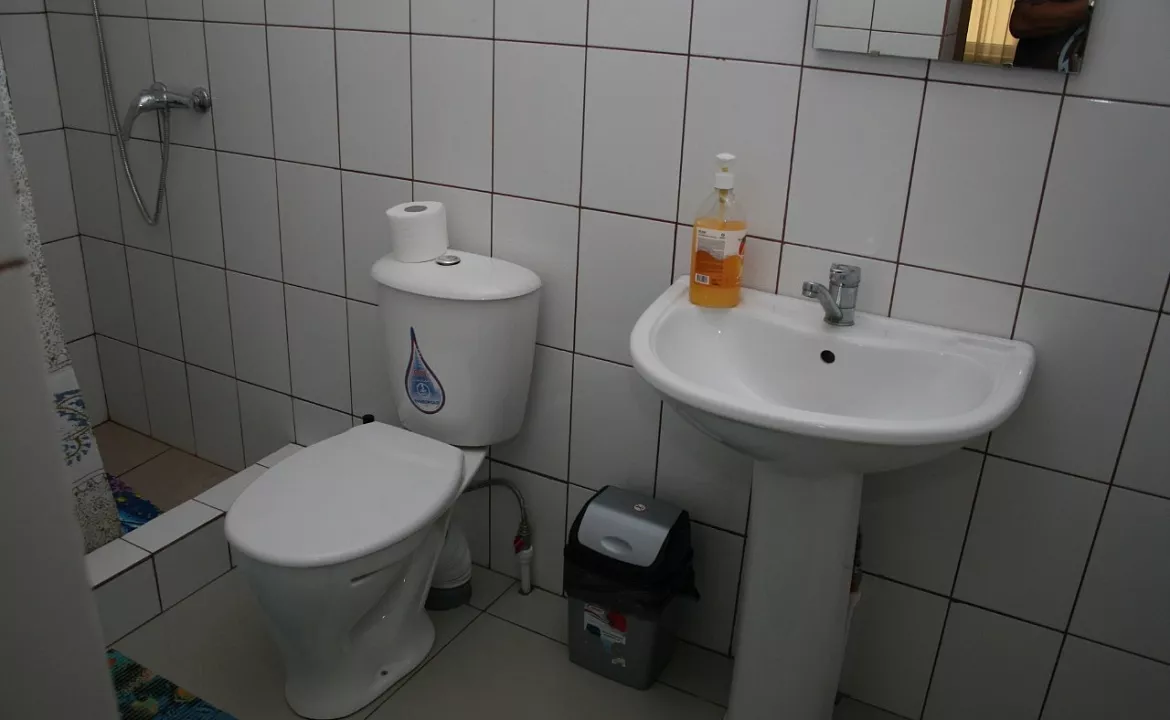 Двухкомнатный номер со своей кухней. Гостевой дом 7Я. Голубицкая