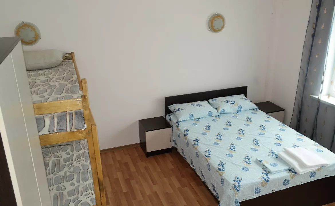 «Люкс» с  балконом (S =10 м2) с видом на море. Гостевой дом Эдем в Волконке. Лазаревское