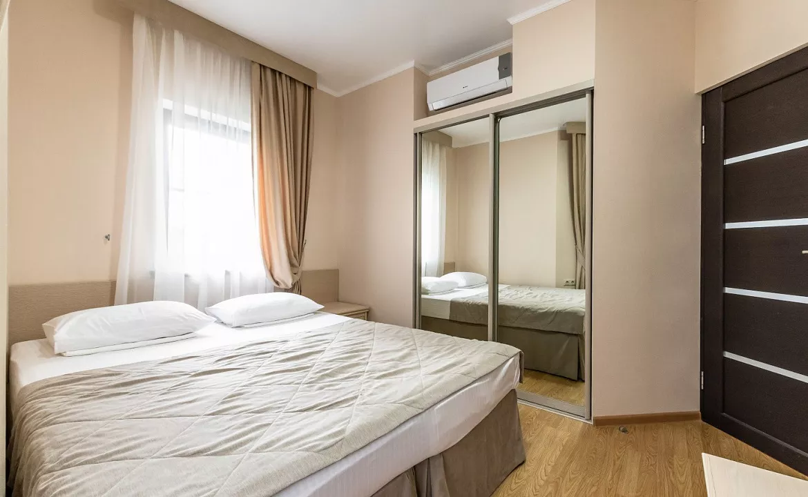 Пятиместный люкс. Гостевой дом Замок у Моря. Головинка Пятиместный люкс. Гостевой дом Замок у Моря. Головинка