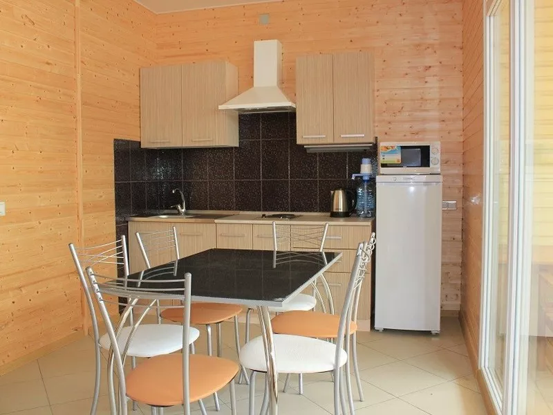 Апартамент Азовская. База отдыха Должанский дворик "АКВАРЕЛИ". Должанская