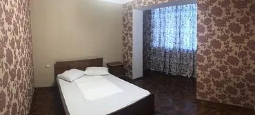 Квартира в многоквартирном доме 3-х комнатная Квартира в многоквартирном доме 3-х комнатная