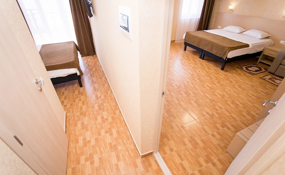 5-ти местный «Люкс» с видом на море. Отель "Alfa Summer". Анапа