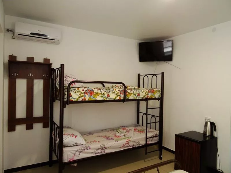 . Отель «Надежда». Должанская . Отель «Надежда». Должанская