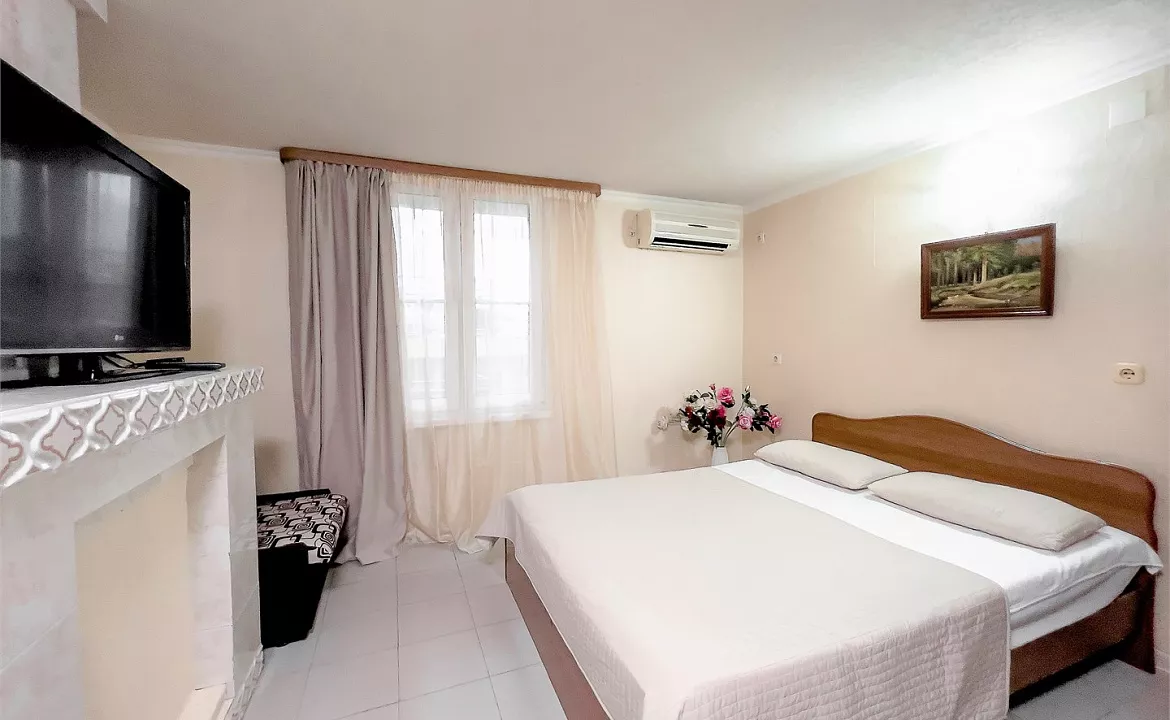 Апартаменты с кухней. Отель "VIVA Лариса". Адлер