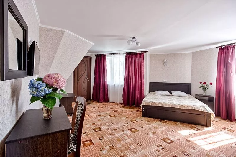 Стандарт 3-местный. Гостиница Лазурный. Головинка